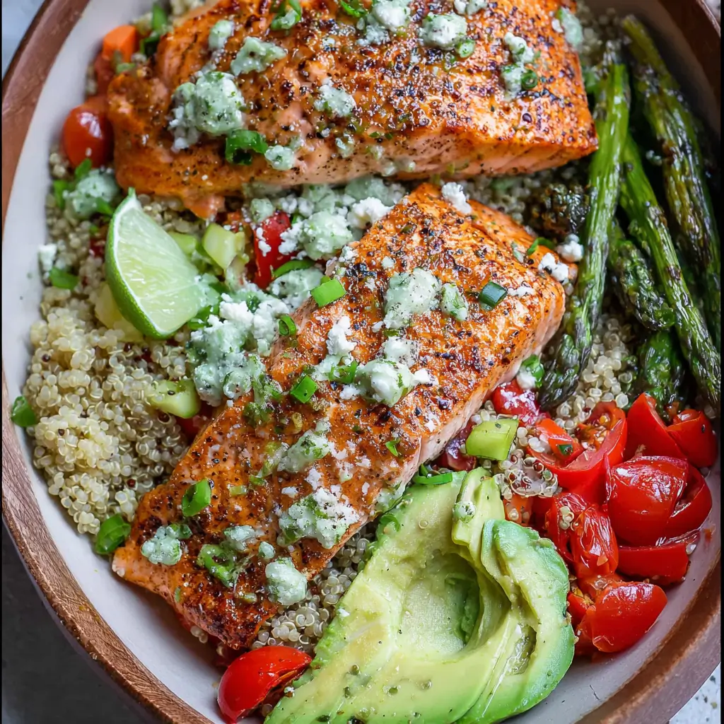 Salmon Grain Bowl with Quinoa – Healthy & Protein-Packed Recipe