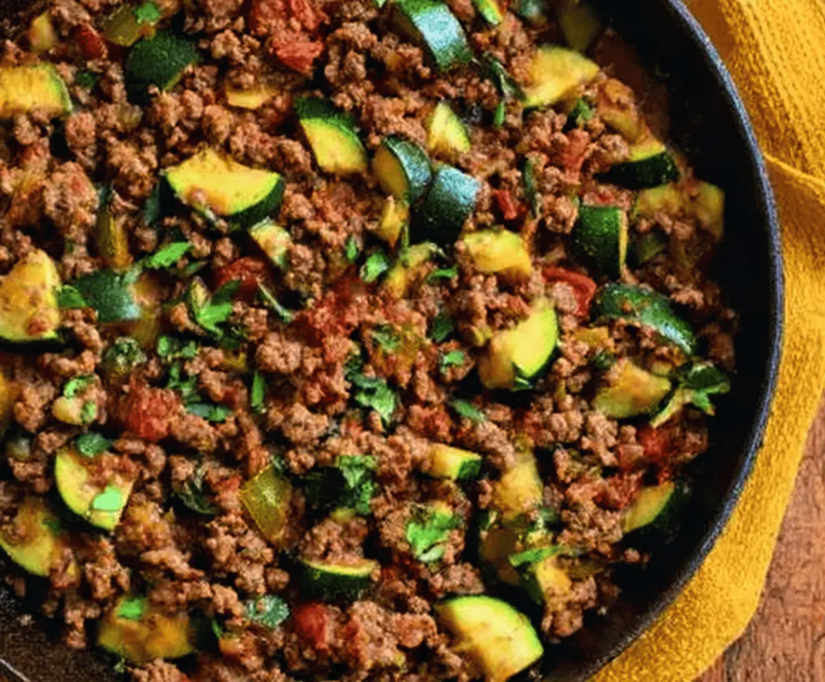 Ground Beef and Zucchini Skillet