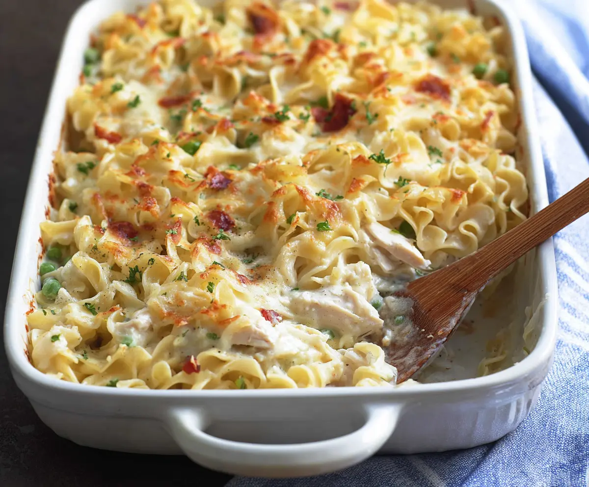 Easy Creamy Chicken Noodle Casserole